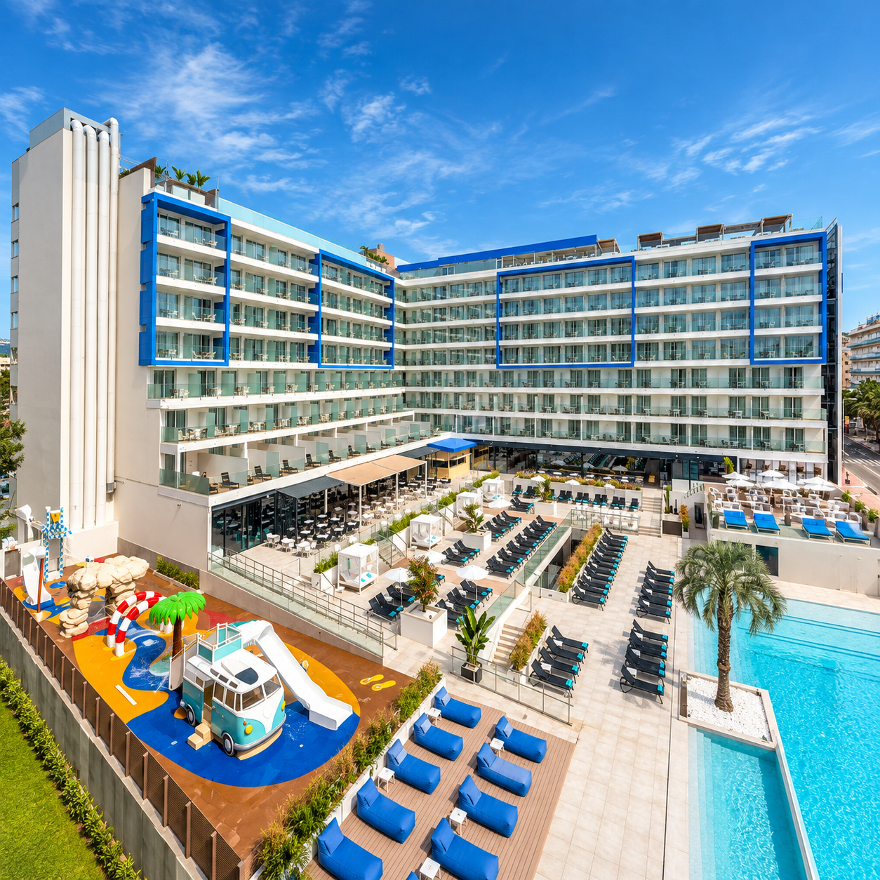Beach holiday in Lloret de Mar Costa Brava